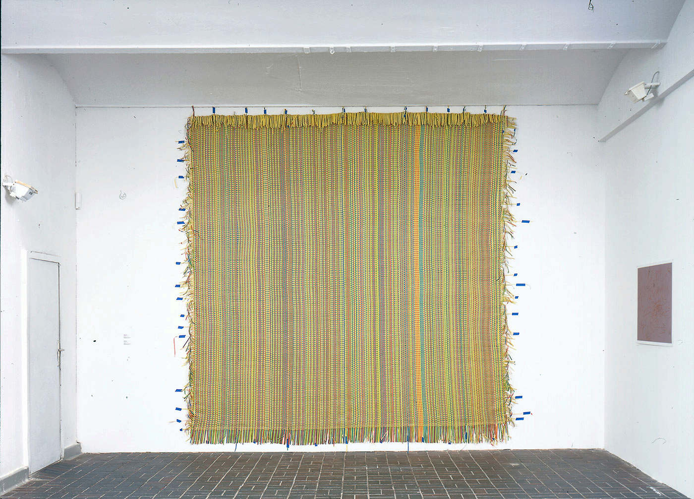  Luftschlangen, 350x350,  Zuendflaeche,  Heike Klussmann,  K W Institutefor Contempory Art,  Berlin